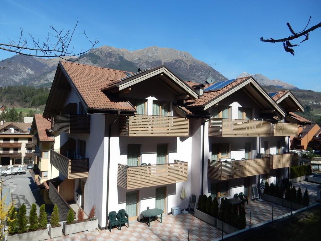 Residenza Casale Aparthotel Ponte delle Arche Exterior photo